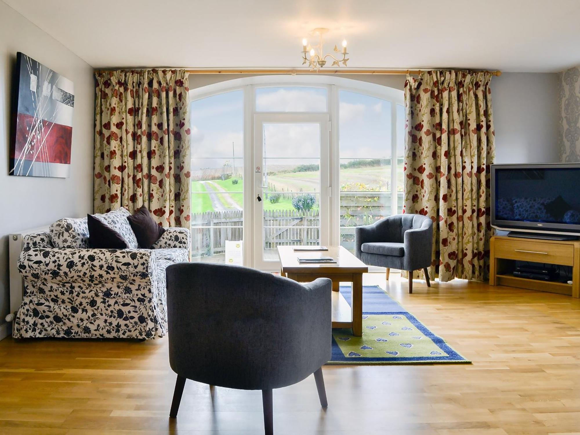 Little Harrowfield Villa Bankfoot Bagian luar foto