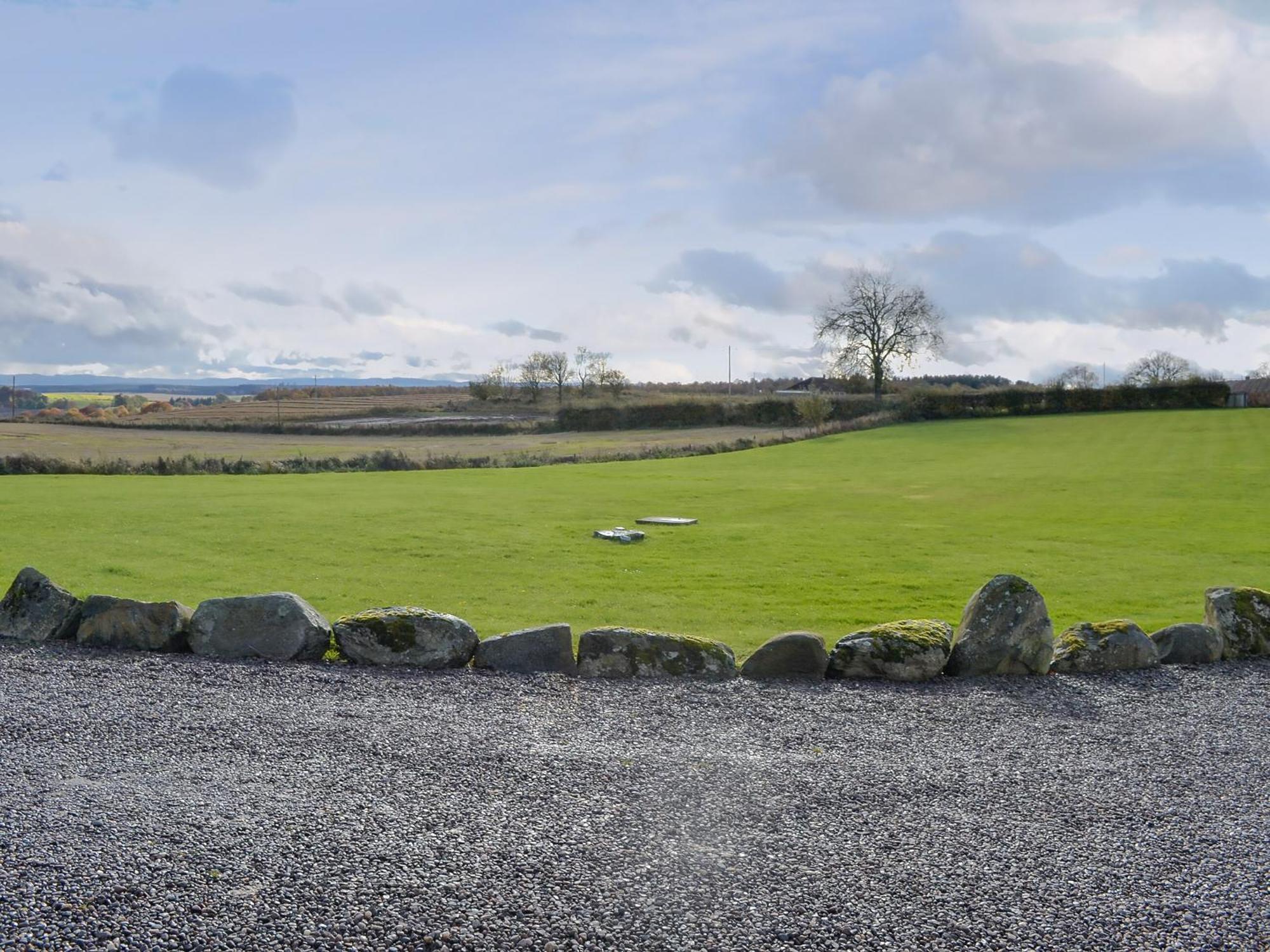 Little Harrowfield Villa Bankfoot Bagian luar foto